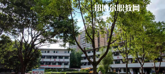 廣西玉林市現(xiàn)代職業(yè)技術(shù)學(xué)校2022年報(bào)名條件、招生要求、招生對(duì)象