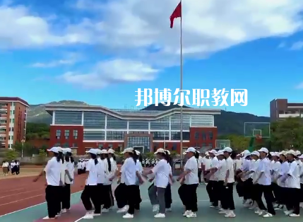 福建2023年讀中專(zhuān)學(xué)?？梢钥即髮W(xué)嗎
