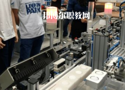 福建2023年去讀中專(zhuān)學(xué)校學(xué)什么對(duì)以后好一點(diǎn)