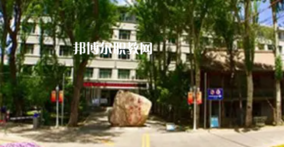 青海高職?？圃盒Ｅ琶?強(qiáng)