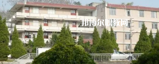 內(nèi)江市市中區(qū)科特電腦職業(yè)技術(shù)學(xué)校2023年學(xué)費(fèi)、收費(fèi)多少