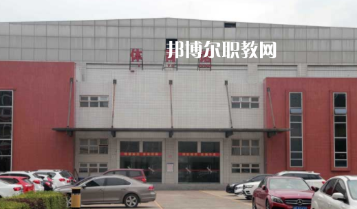 四川省南充外國語中等專業(yè)學(xué)校2023年學(xué)費(fèi)、收費(fèi)多少