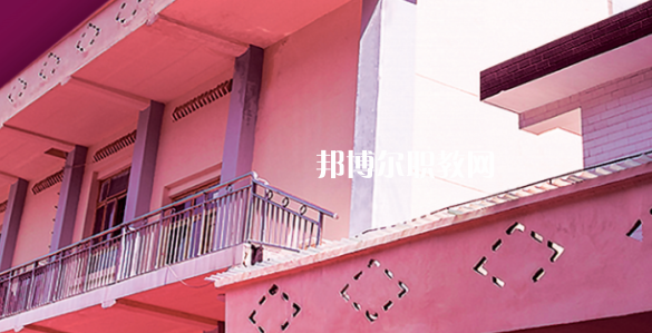 芙蓉礦務(wù)局技工學(xué)校地址在哪里，哪個地區(qū)，哪個城市?