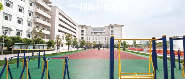 2023南京建康技工學(xué)校招生計(jì)劃 招生人數(shù)是多少(附要求、條件、對(duì)象)