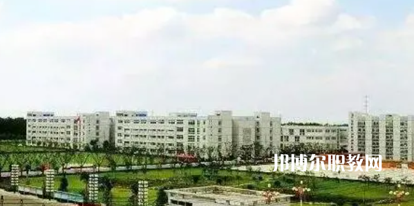 江蘇省高郵中等專業(yè)學(xué)校地址在哪里，哪個地區(qū)，哪個城市?