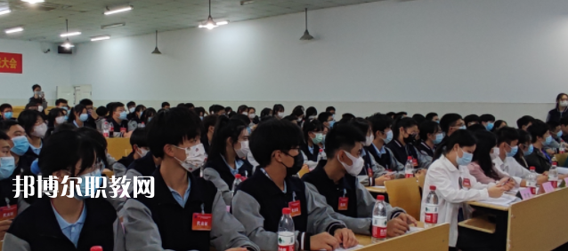 浙江省廣播電視中等專業(yè)學(xué)校地址在哪里，哪個(gè)地區(qū)，哪個(gè)城市?