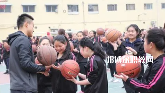 西安市明珠職業(yè)學(xué)校地址在哪里，哪個(gè)地區(qū)，哪個(gè)城市?