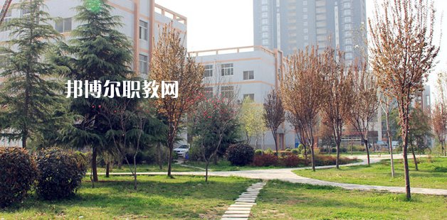 渭南技師學(xué)院地址在哪里，哪個(gè)地區(qū)，哪個(gè)城市?
