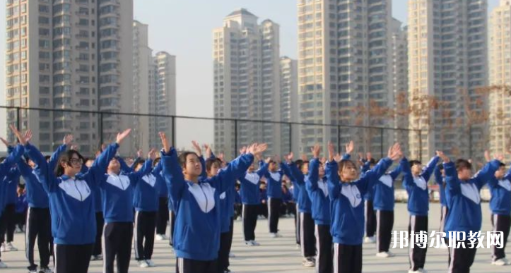 中交第二公路工程局有限公司技工學(xué)校地址，乘車路線