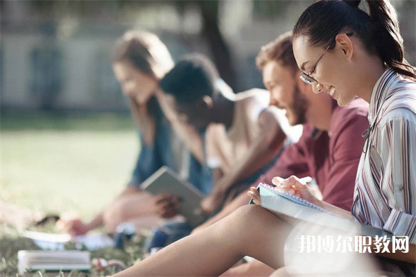 江蘇婦女干部學(xué)校有哪些招生專(zhuān)業(yè)（2023年）