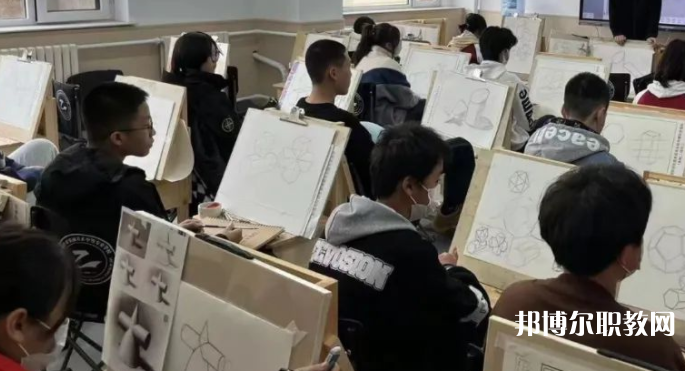 2023石家莊市張麗美術(shù)中等專業(yè)學校多少錢 石家莊市張麗美術(shù)中等專業(yè)學校各專業(yè)學費收費標準