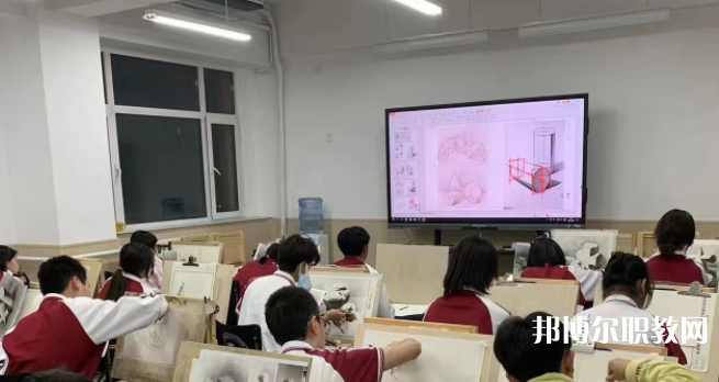 石家莊市張麗美術(shù)中等專業(yè)學(xué)校地址，乘車路線