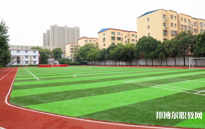 鄭州新華中等專業(yè)學(xué)校怎么樣、好不好