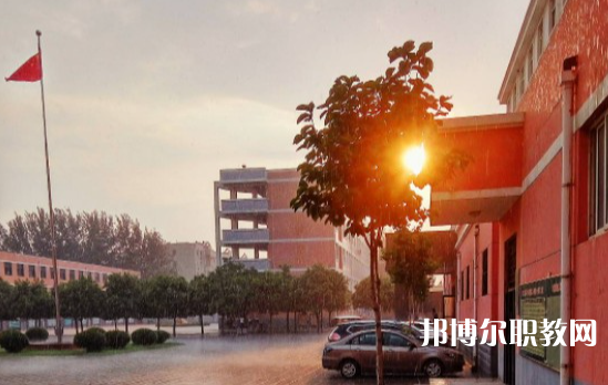 2023濮陽(yáng)油田職業(yè)中等專業(yè)學(xué)校招生計(jì)劃 招生人數(shù)是多少(附要求、條件、對(duì)象)