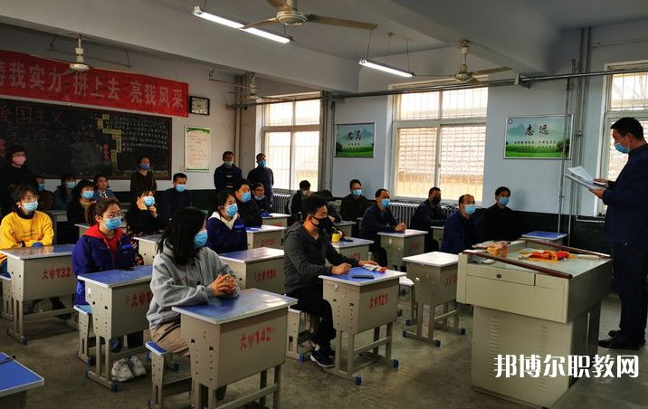 2023三門(mén)峽市湖濱區(qū)中等職業(yè)教育學(xué)校多少錢 三門(mén)峽市湖濱區(qū)中等職業(yè)教育學(xué)校各專業(yè)學(xué)費(fèi)收費(fèi)標(biāo)準(zhǔn)
