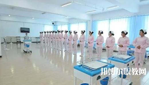四川育英醫(yī)養(yǎng)科技技工學(xué)校2024年報(bào)名條件、招生要求、招生對(duì)象