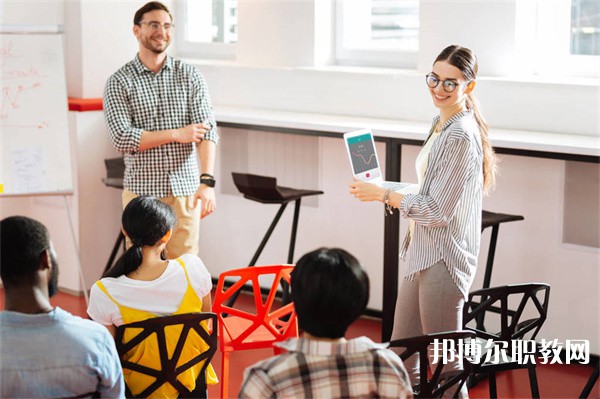 廣東哪里的技工學校能讀模具與數控技術專業(yè)