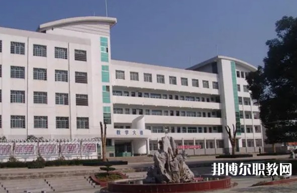 安慶浮山科技工程學(xué)校怎么樣、好不好