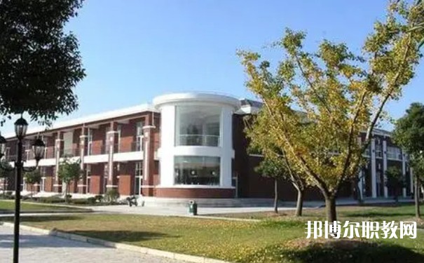 晉城虹橋技校怎么樣、好不好