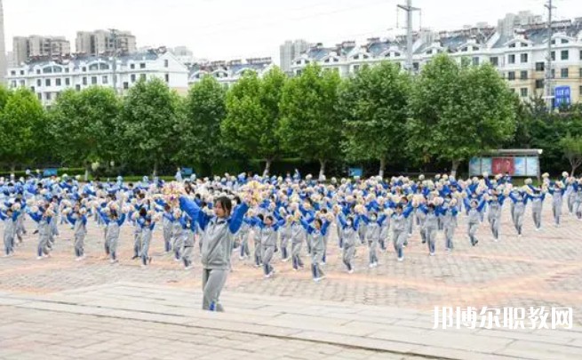 青島西海岸新區(qū)黃海職業(yè)學(xué)校怎么樣、好不好