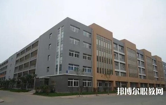 2024鞍山市藝術(shù)學(xué)校招生計(jì)劃 招生人數(shù)是多少(附要求、條件、對(duì)象)