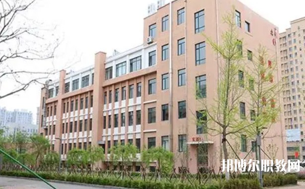 丹東市民族中等職業(yè)技術(shù)專業(yè)學(xué)校怎么樣、好不好