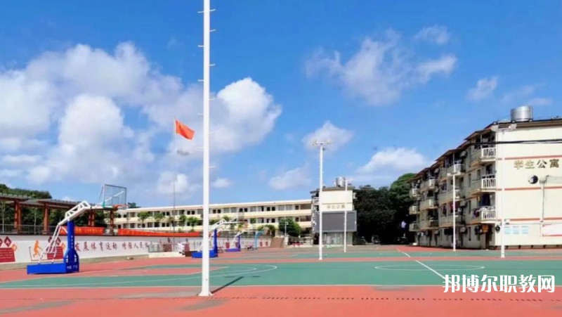 2025廣西電子高級(jí)技工學(xué)校招生計(jì)劃 招生人數(shù)是多少(附要求、條件、對(duì)象)
