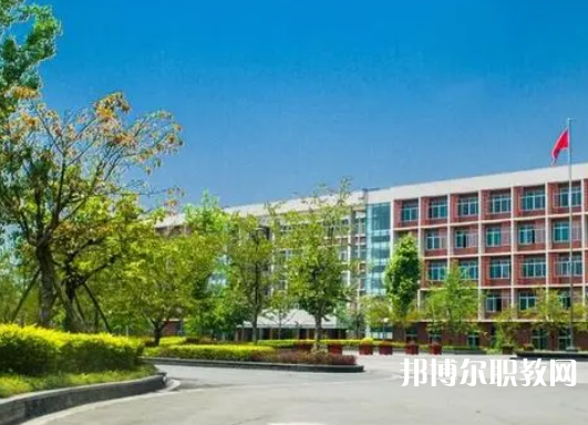2025安順公辦中專(zhuān)學(xué)校最新排名前三名單